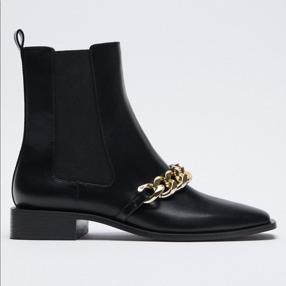 Zara Shoes - Zara Chain Link Flat Boot